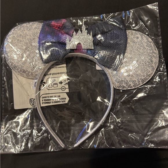 Castle Mickey Ears - Picture 2 of 7